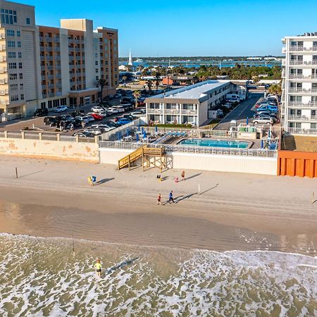Fantasy Island Resort, Daytona Beach Shores Exterior photo